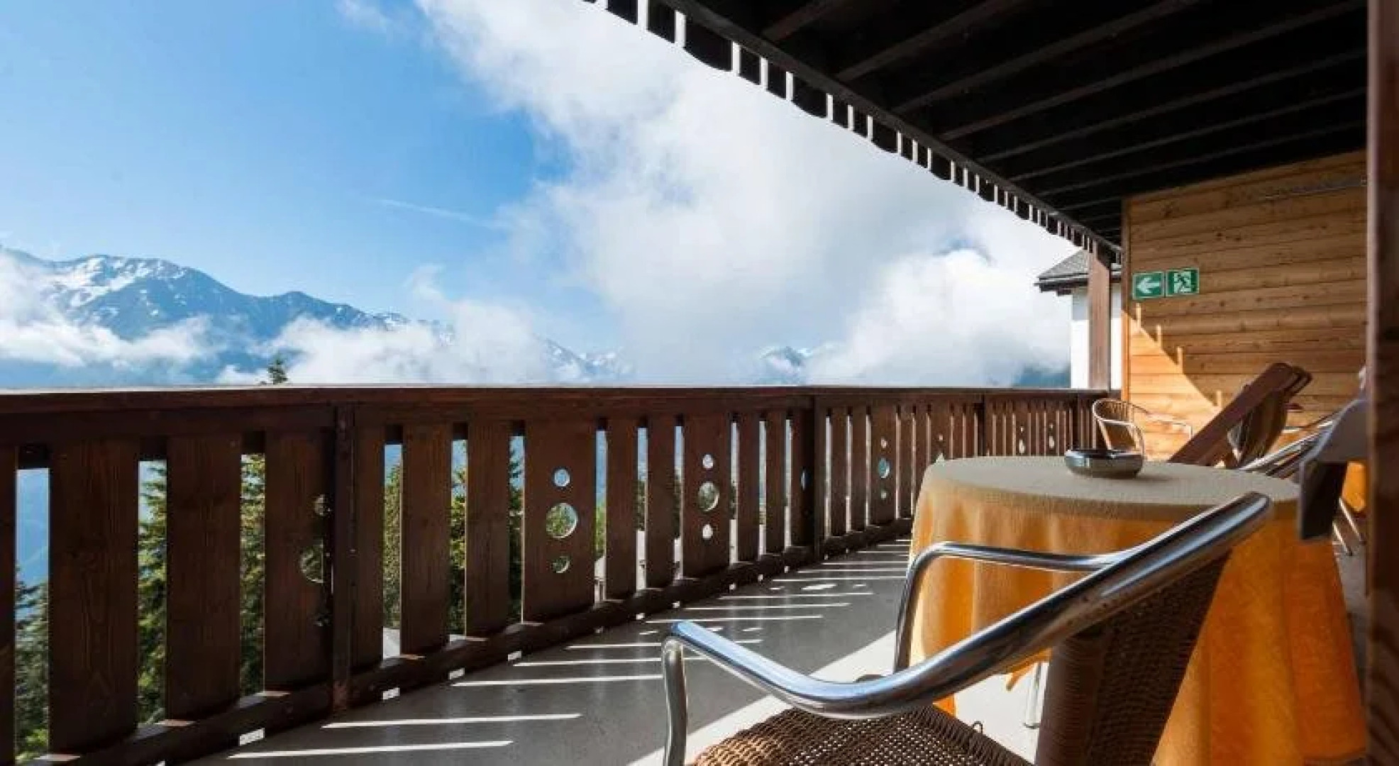 Swiss Chalet-Style Hotel Walliser Spycher