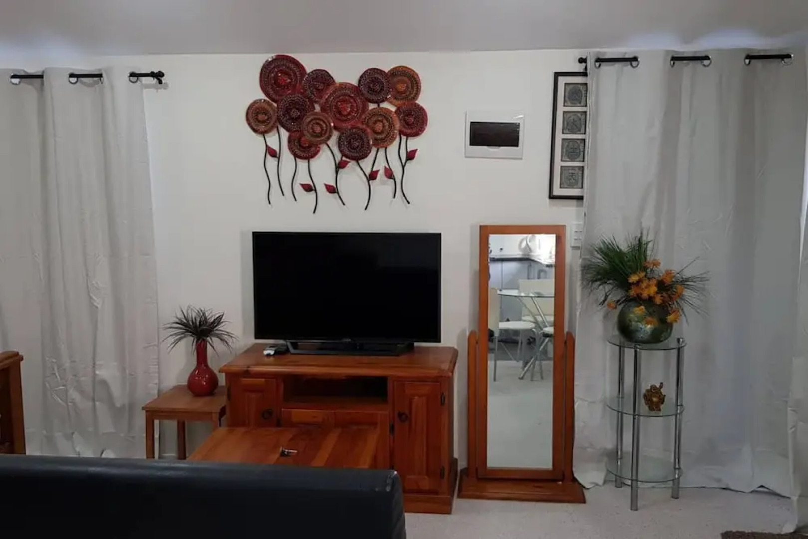 Beautiful and Bright Studio Apartment, Botany Downs