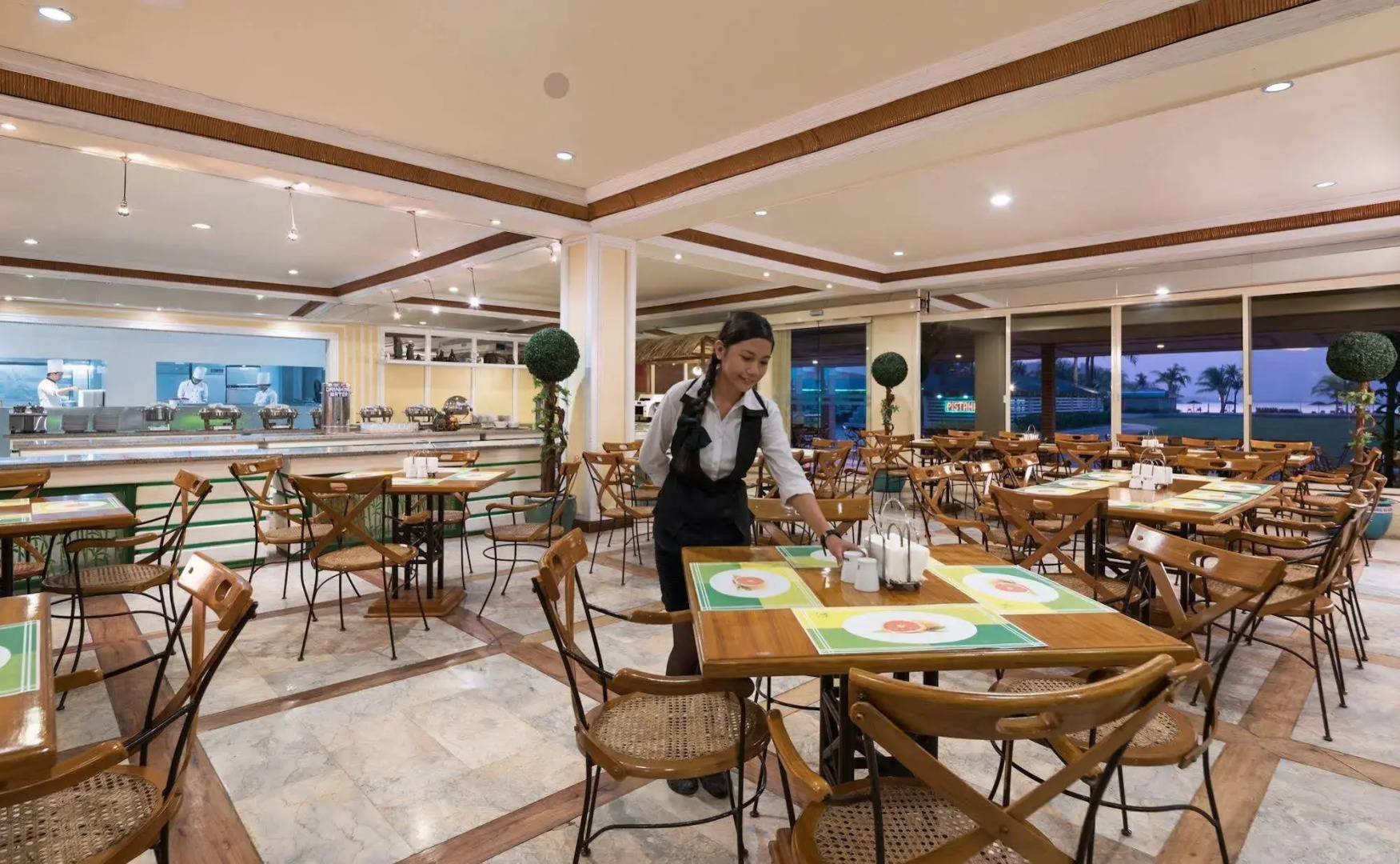 White Rock Waterpark and Beach Hotel