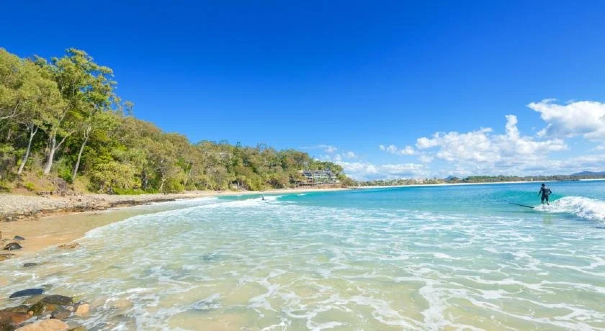 3 Dolphins Apartments