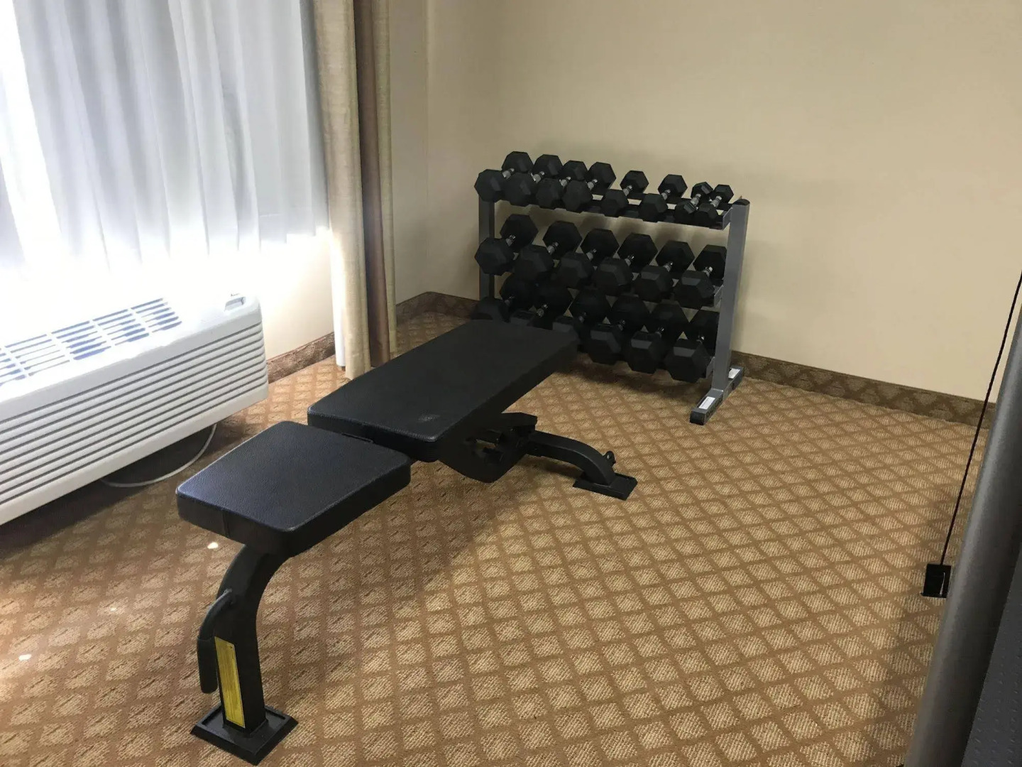 Quality Inn & Suites Hendersonville - Flat Rock