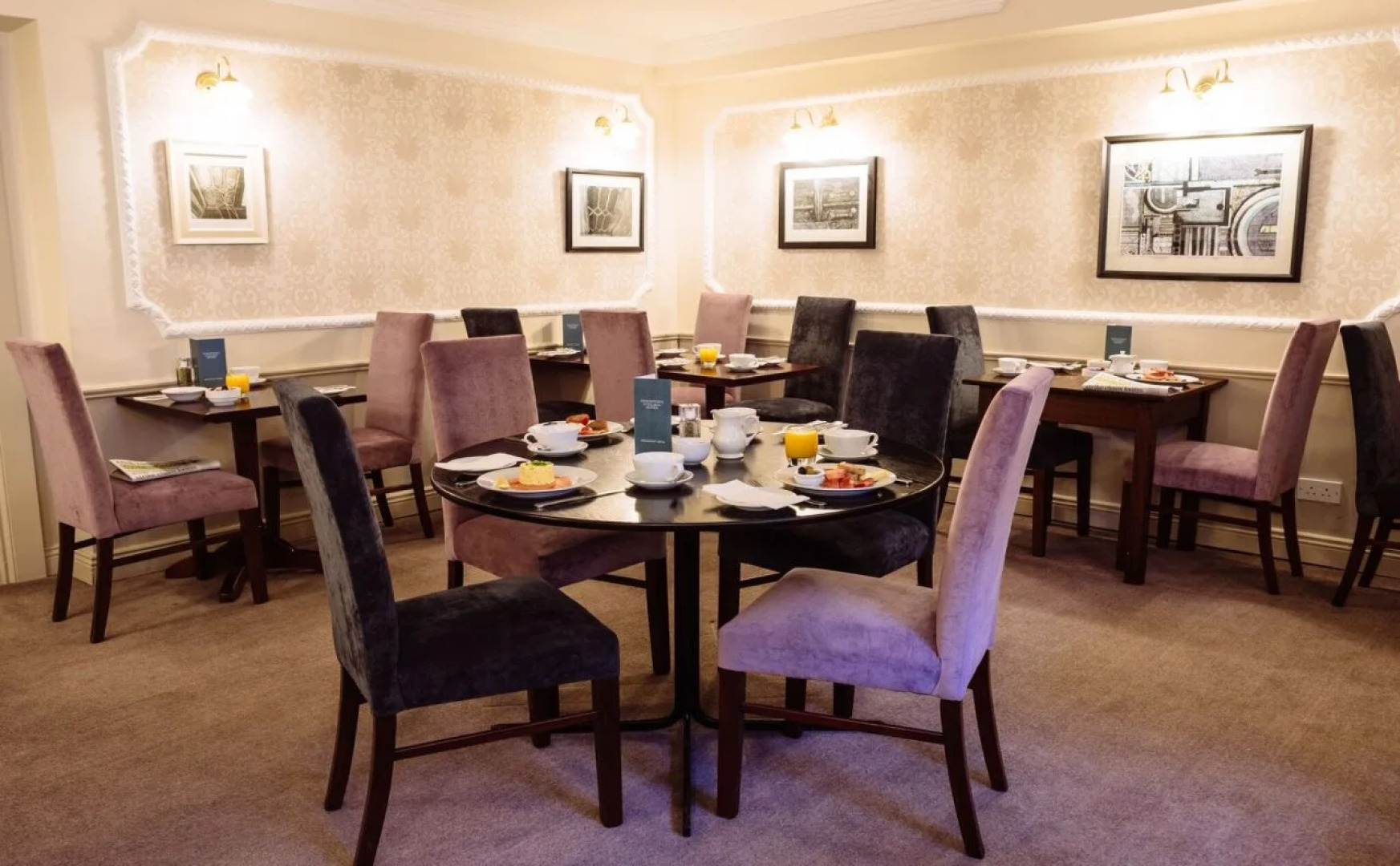 Stauntons on the Green