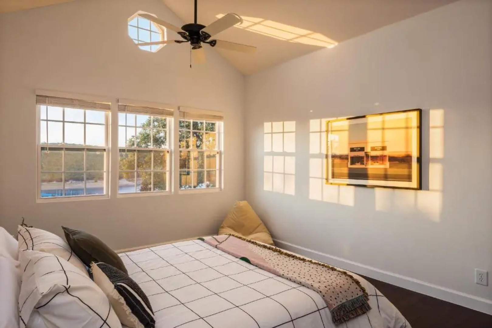 Sunny Hill Country Home with Stunning Lake Views