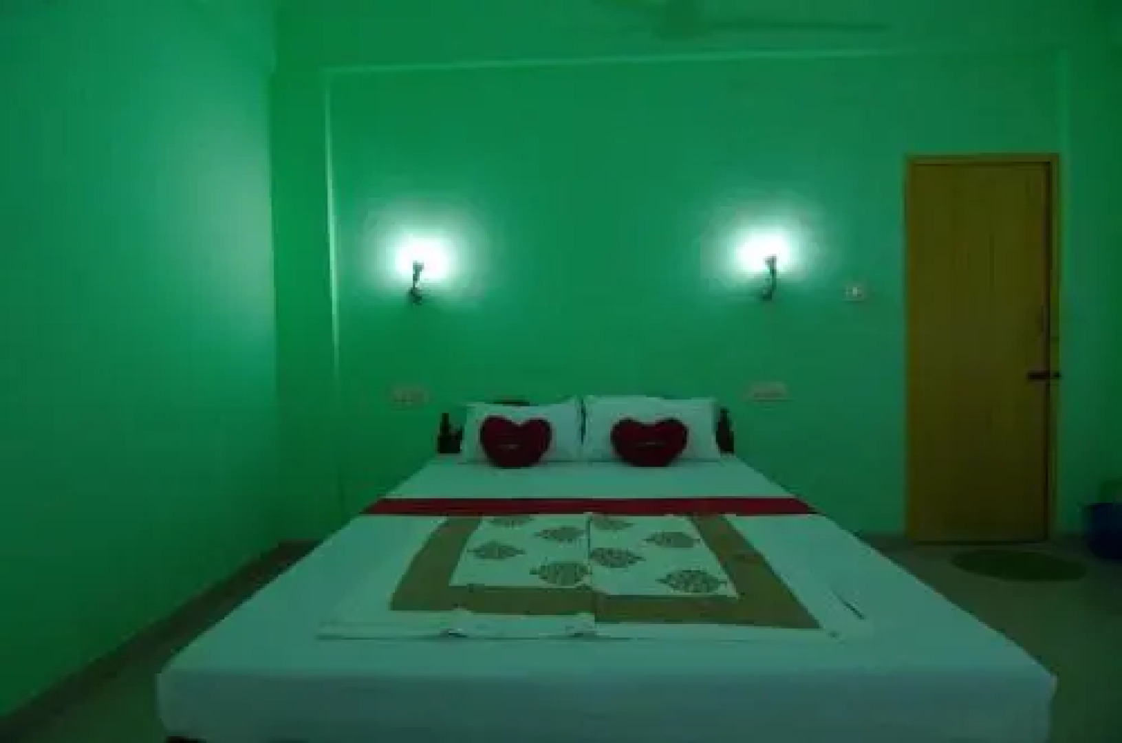 Shirleys Beach Hotel