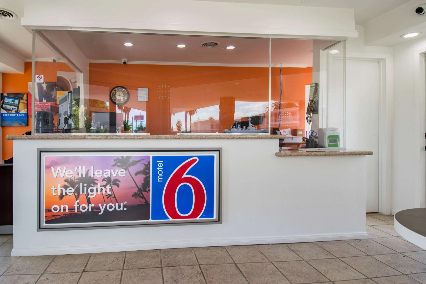 Motel 6 San Bernardino, CA - Downtown