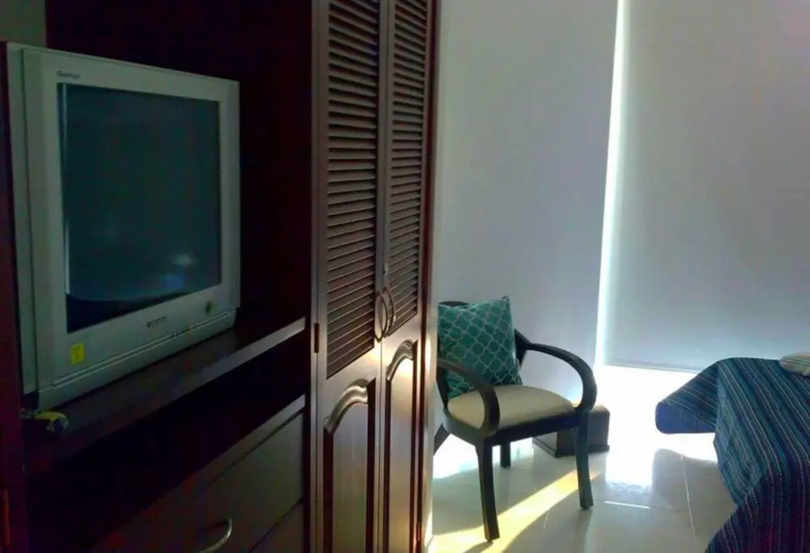 Torres del Lago Apartments