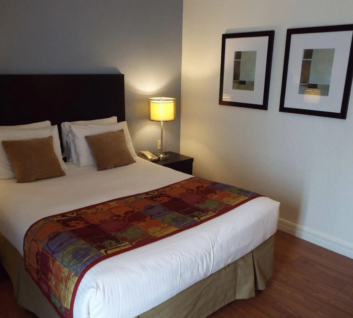 The Shores Inn & Hotel