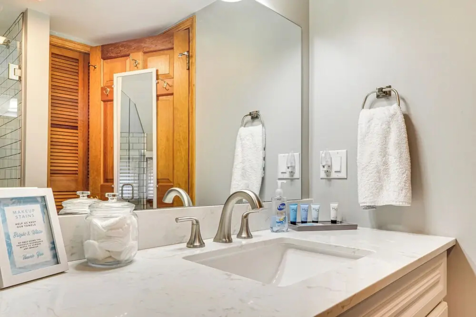 Modern Torch Lake Cottage w/ Dock Near Ski Resorts