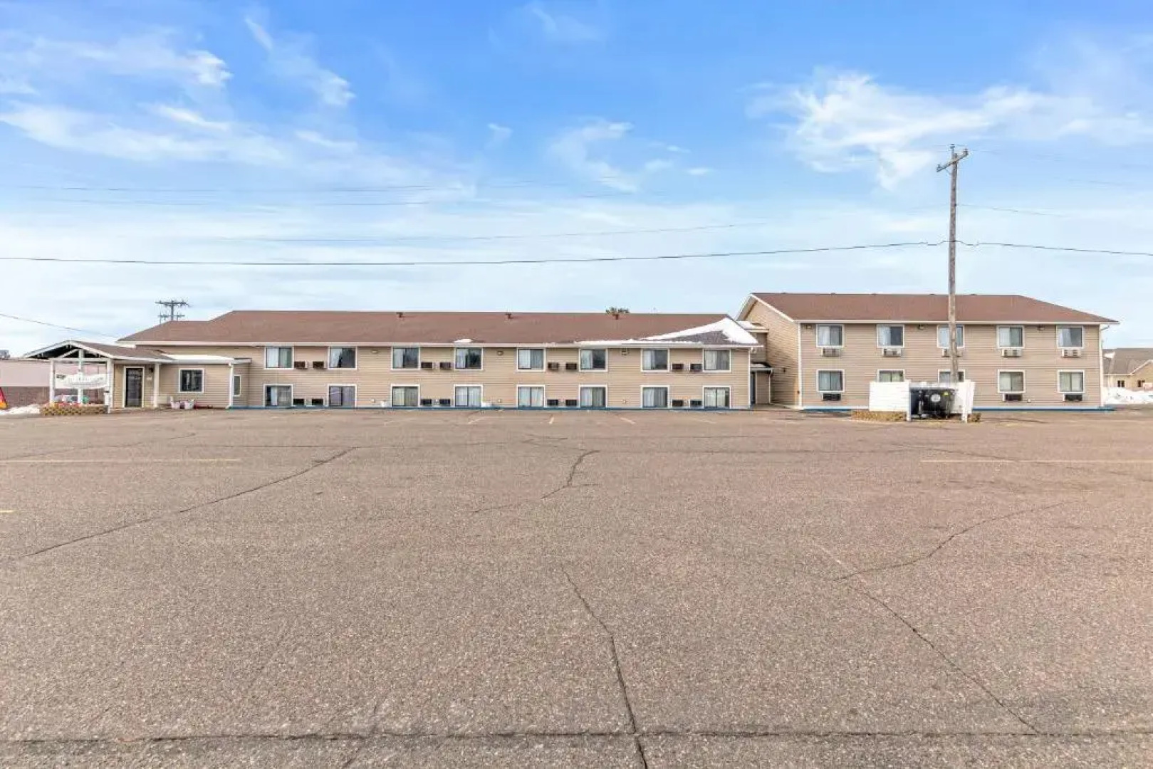 Super 8 Little Falls