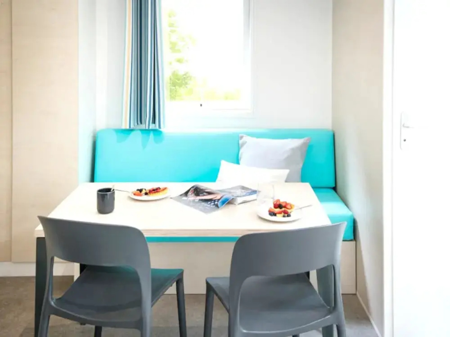 Bungalow With 2 Bedrooms in Saint-privat-de-champclos, With Terrace - 130 km From the Beach