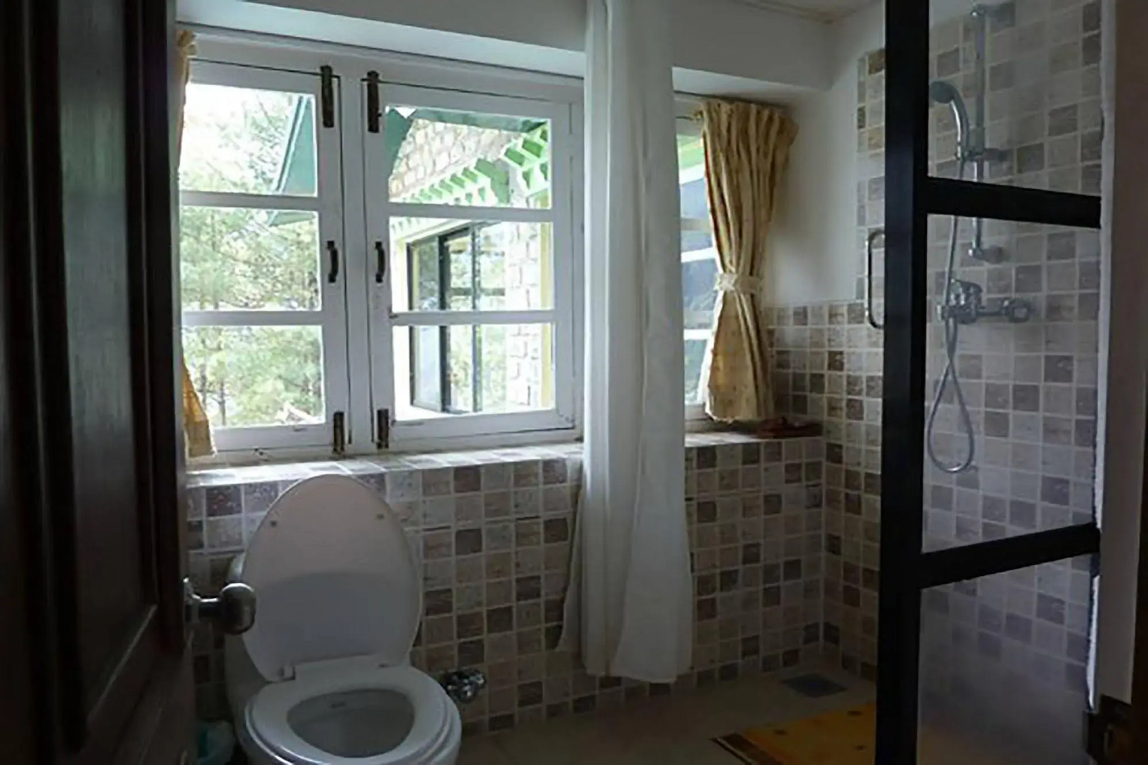 Mountain Lodges of Nepal - Monjo