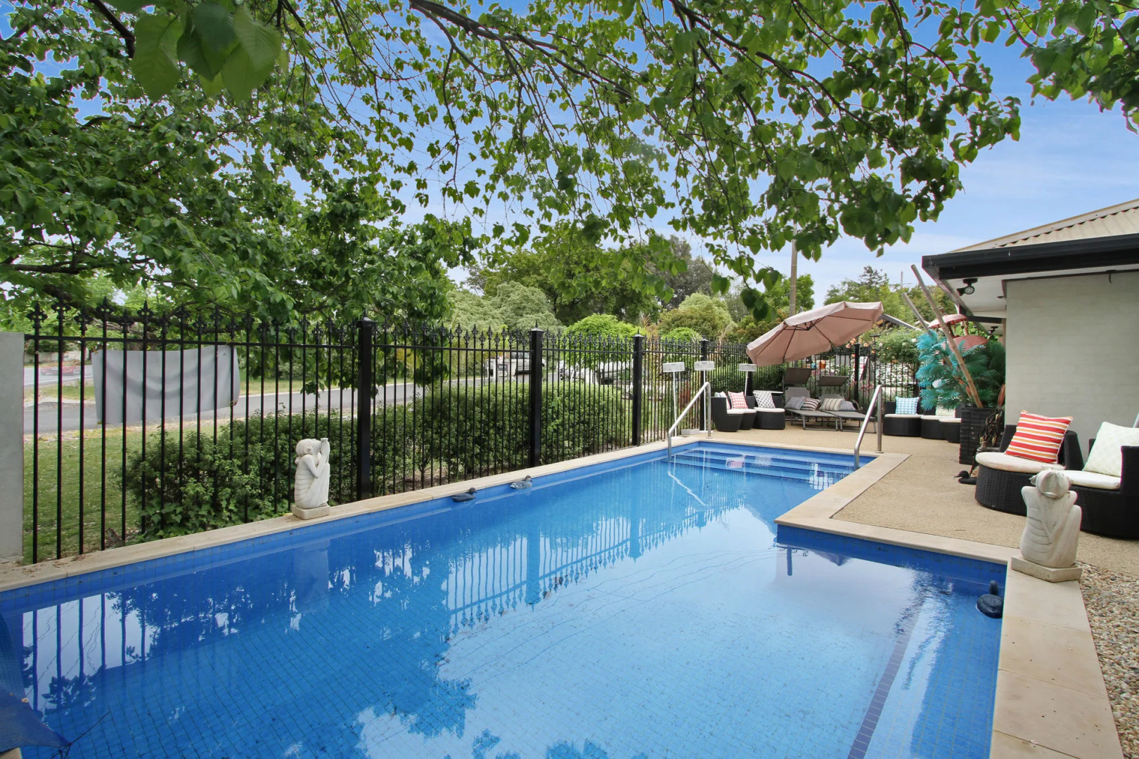 Beechworth on Bridge