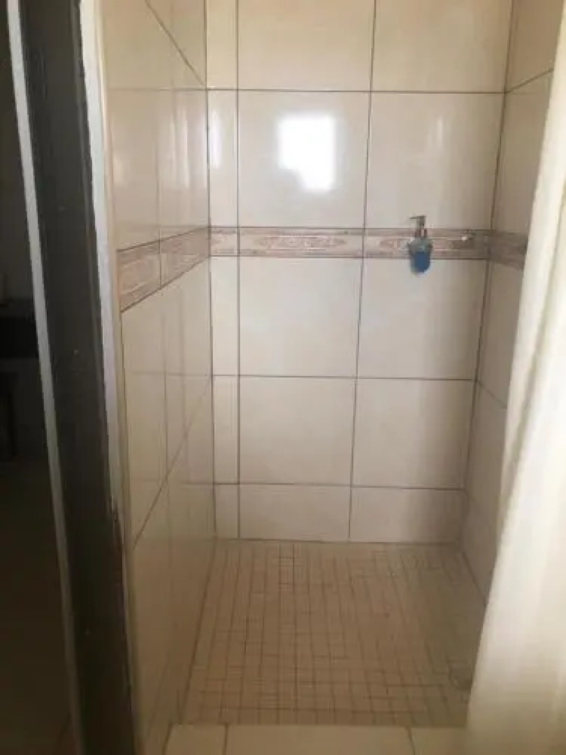 Road House Guest House