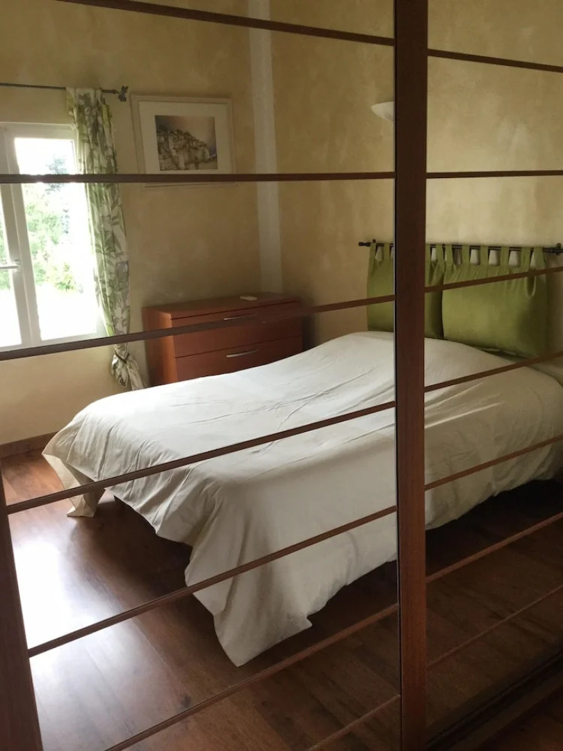 House With 2 Bedrooms in Roquemaure, With Pool Access and Wifi - 80 km