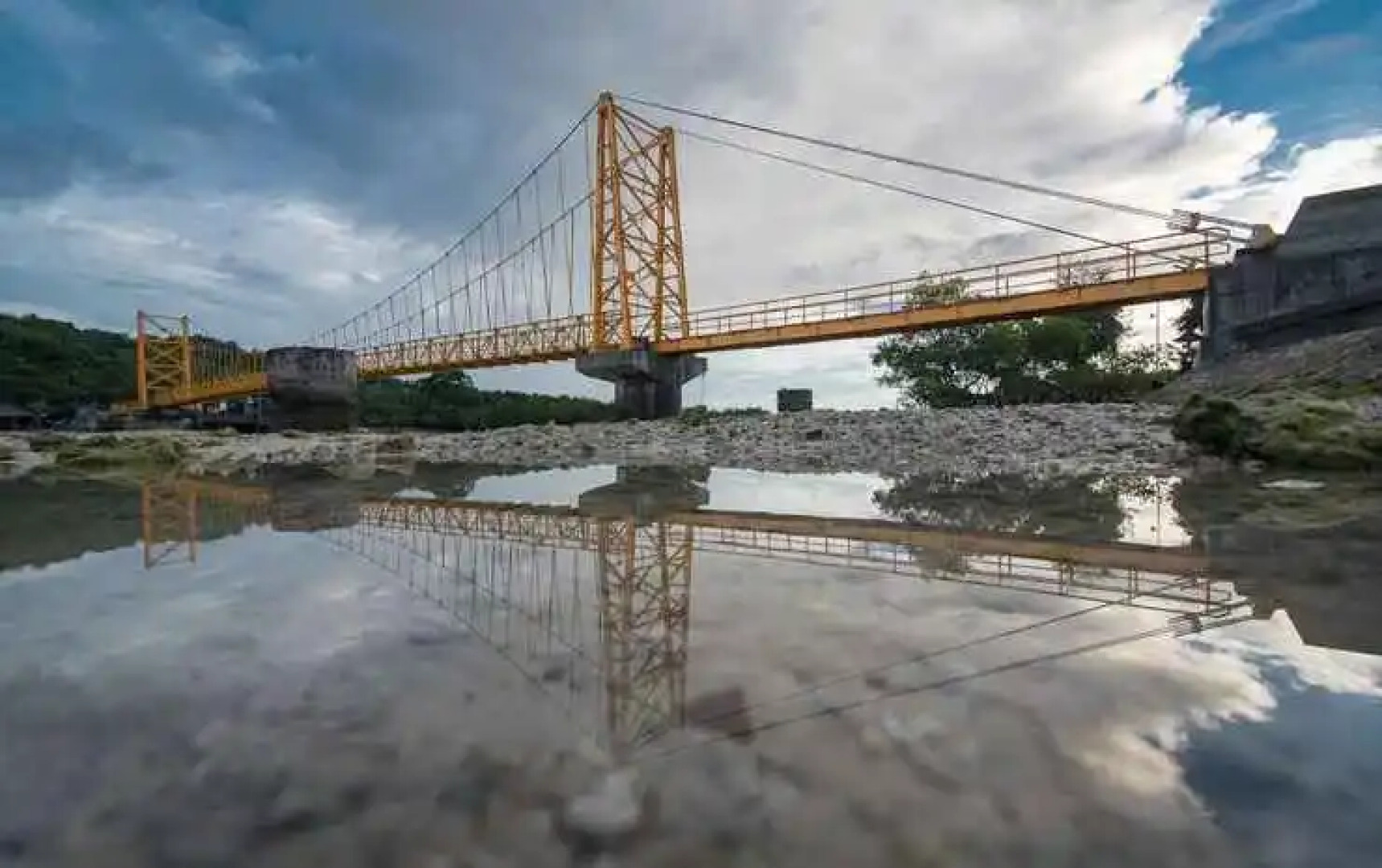 Yellow Bridge Guesthouse Ceningan