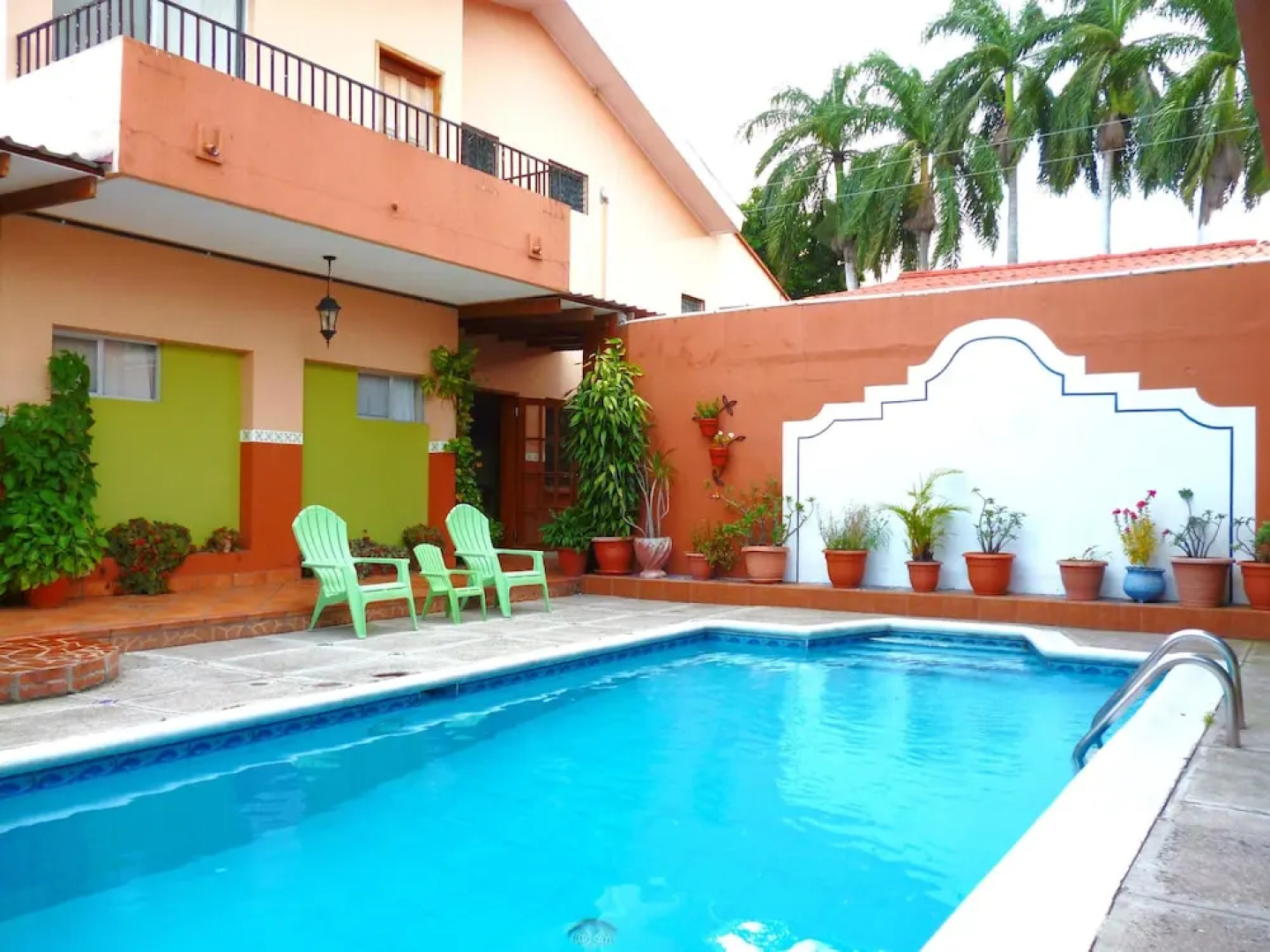 THE Green Frog Inn Bed and Breakfast