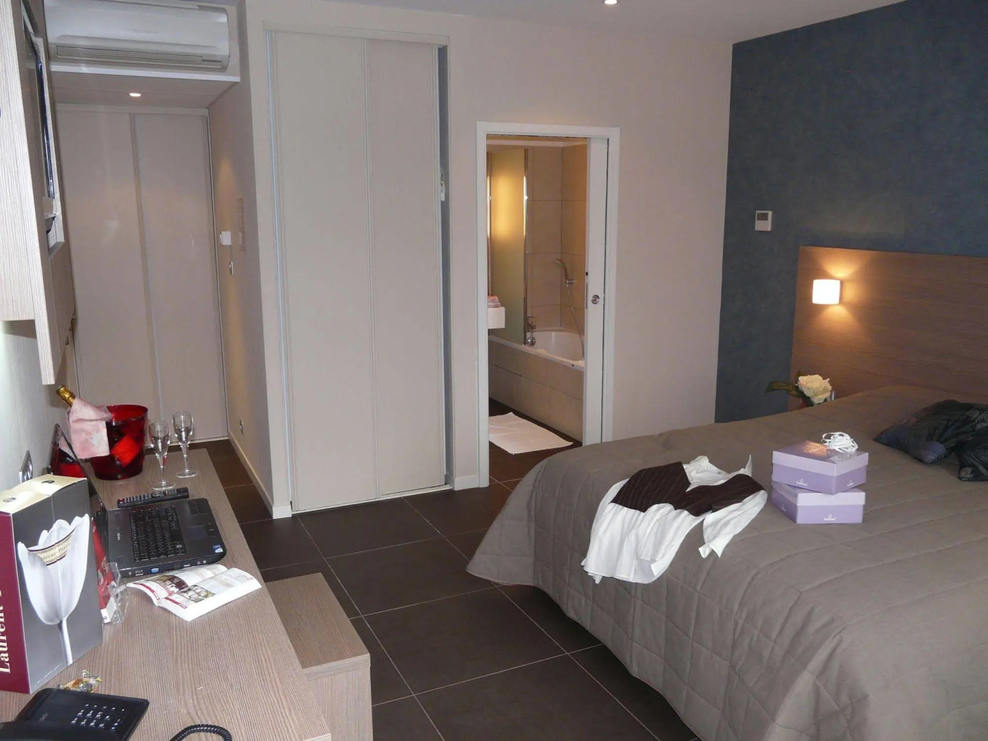 The Originals City, Hôtel de France