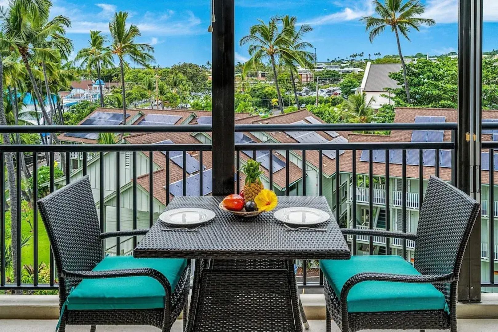 Kona Alii 403 by RedAwning