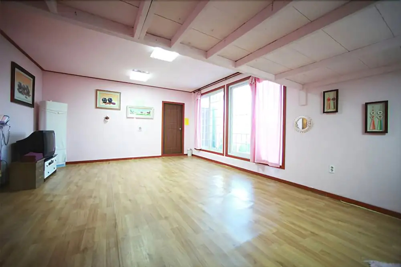 Taean Come & Play Pension