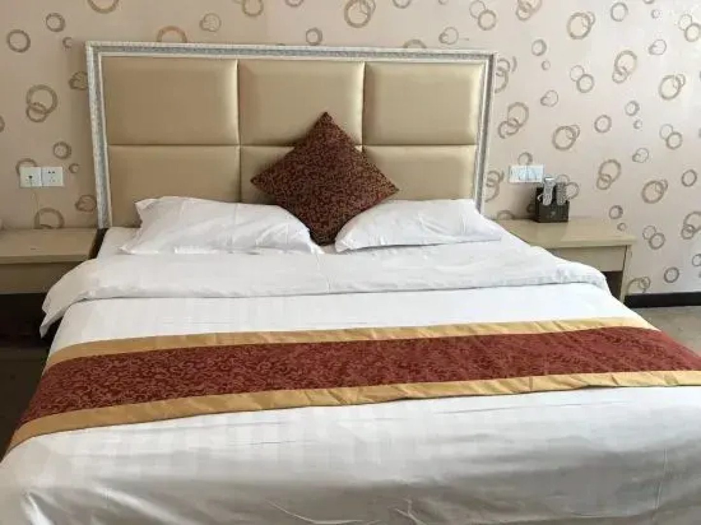 Banyan Tree Theme Hotel Sandu