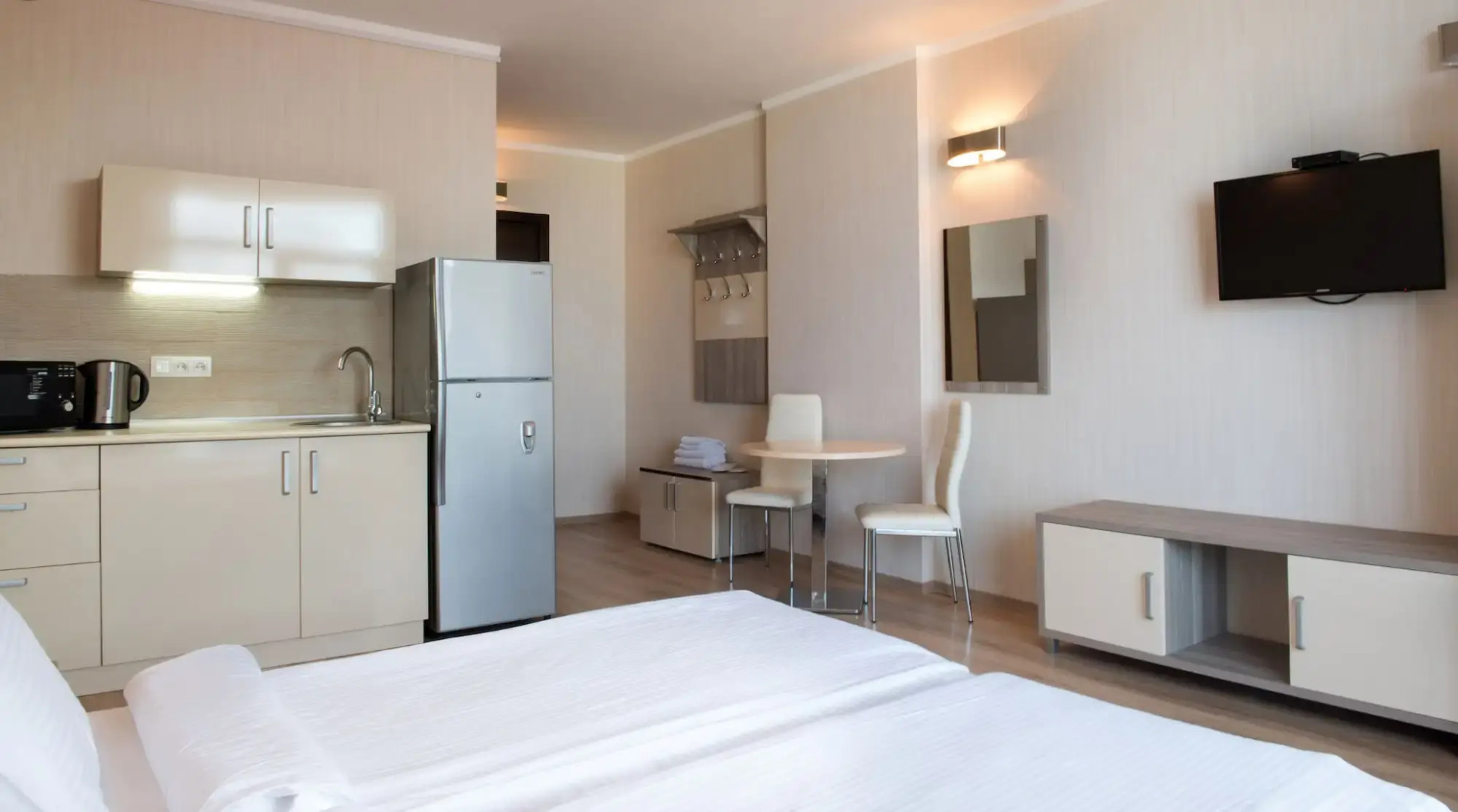 Апарт-отель Silk Road Sea Towers Batumi