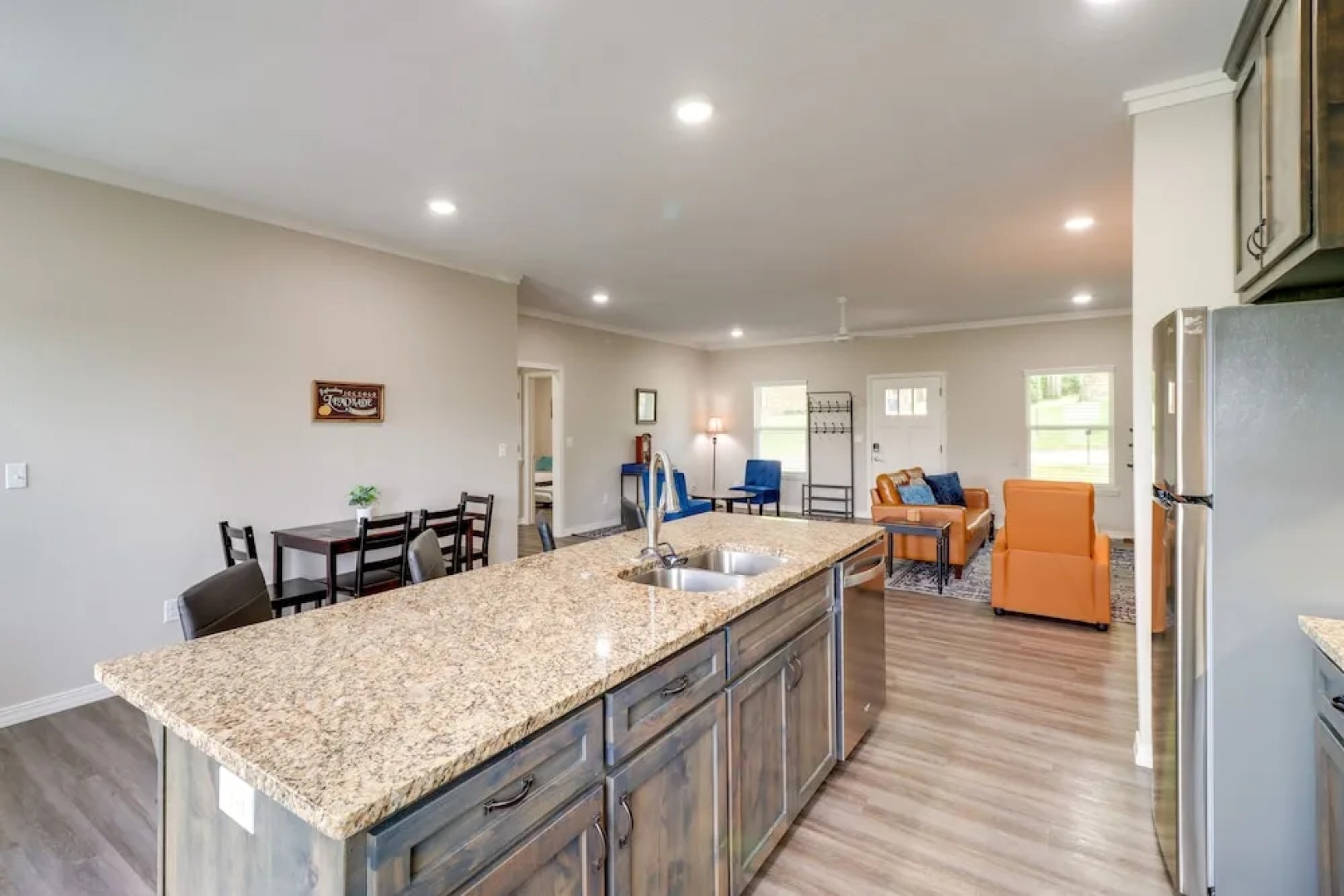 Quaint Harrison Home 2 Mi to Downtown!