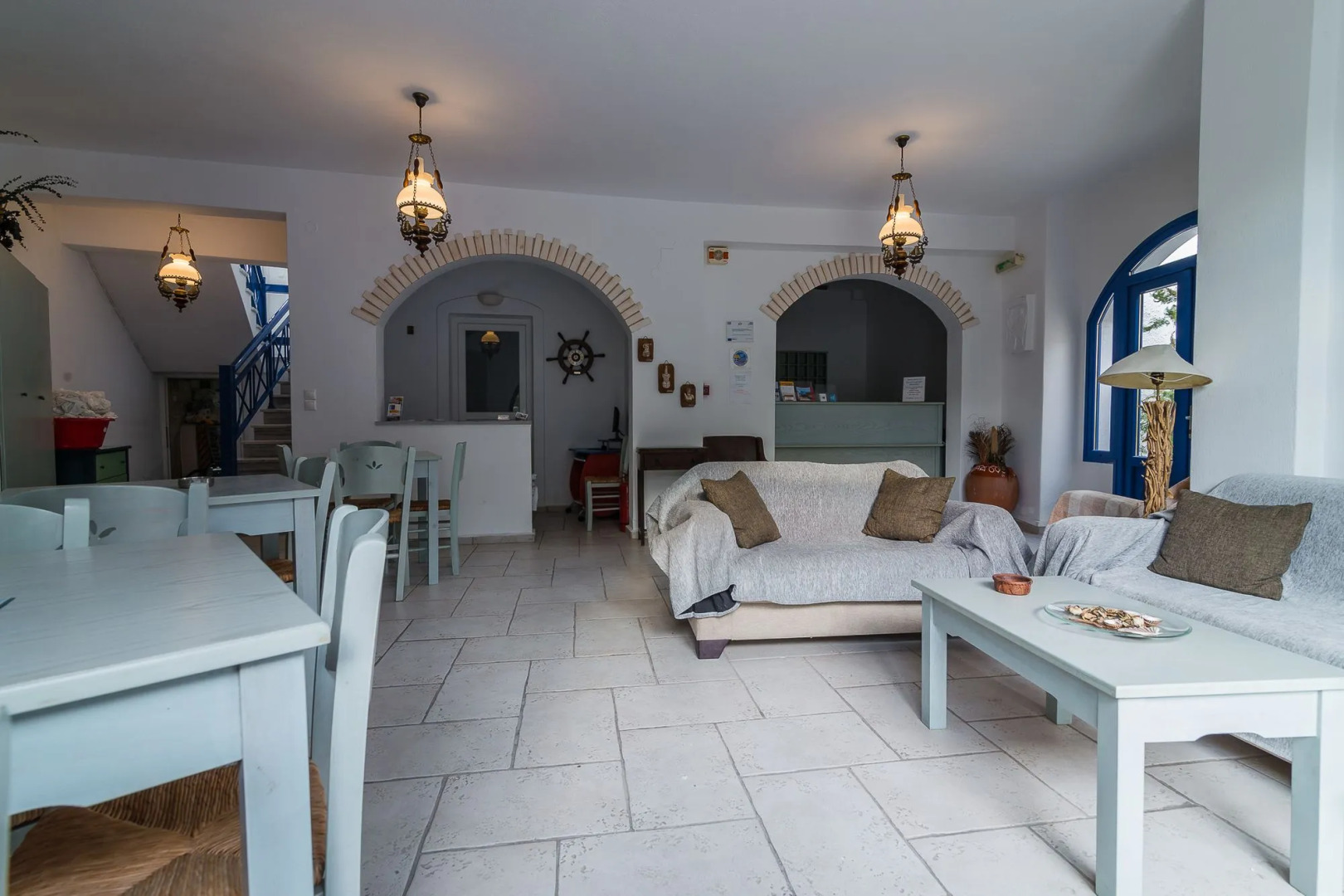 Captain Manolis Hotel