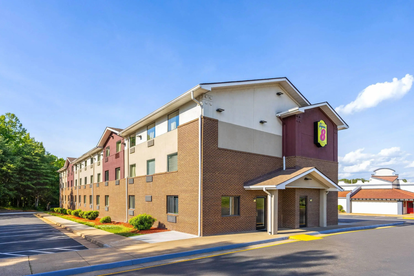 Super 8 by Wyndham Richmond Midlothian Turnpike