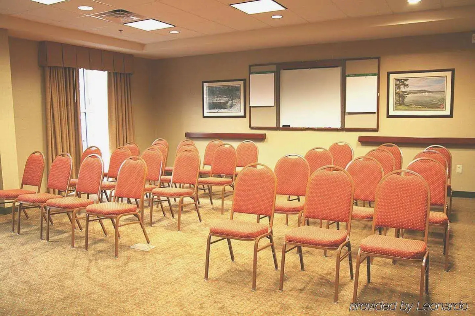 Hampton Inn & Suites Plymouth