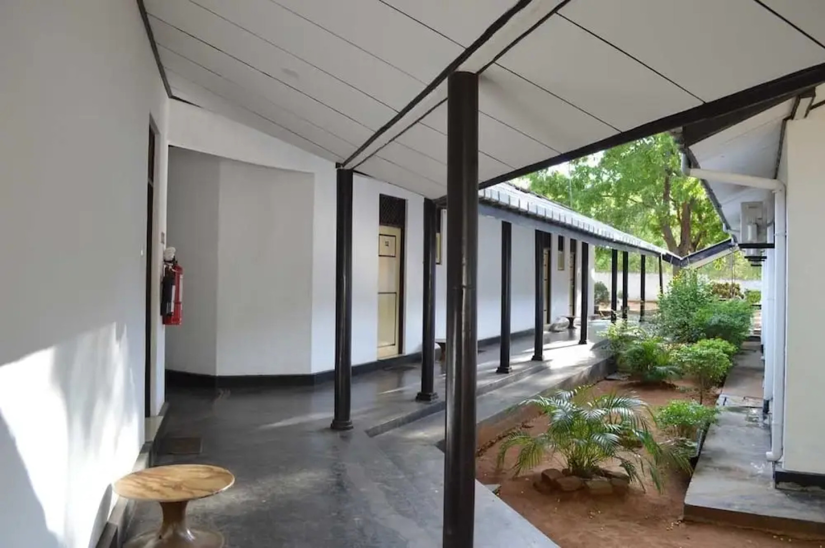 Jayasinghe Holiday Resort