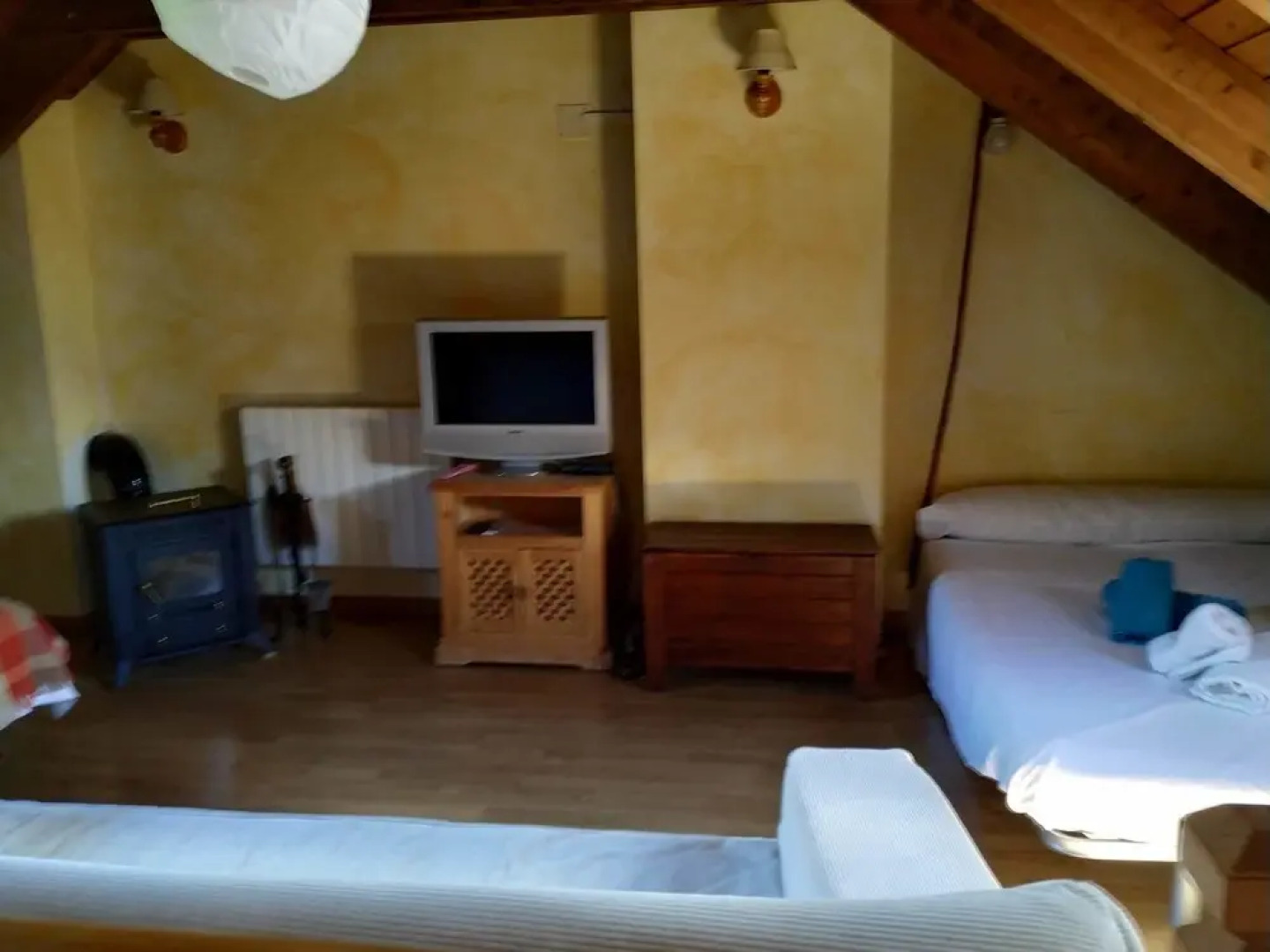 Chalet centro de escarrilla casa 7