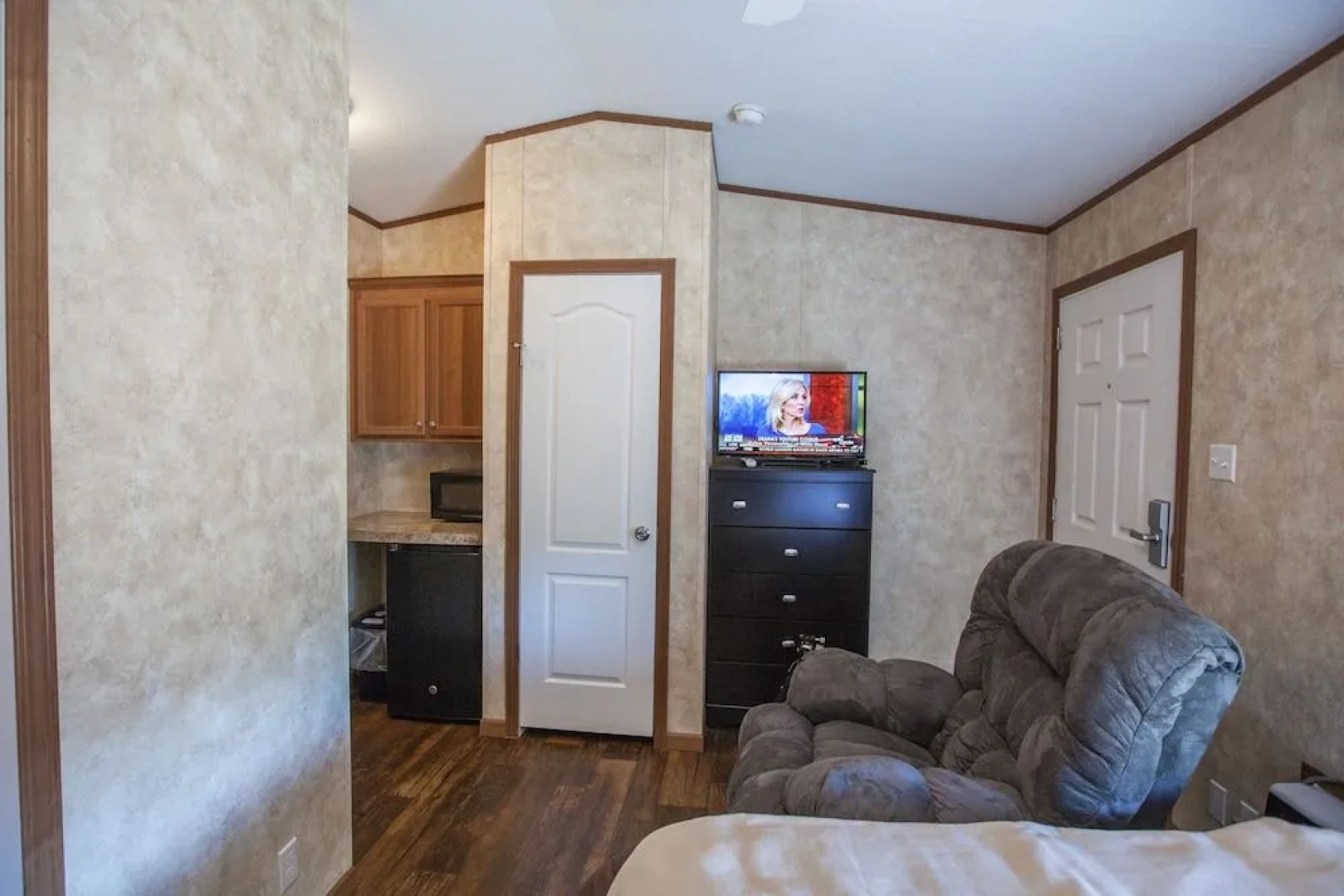 Cuero Oilfield Housing