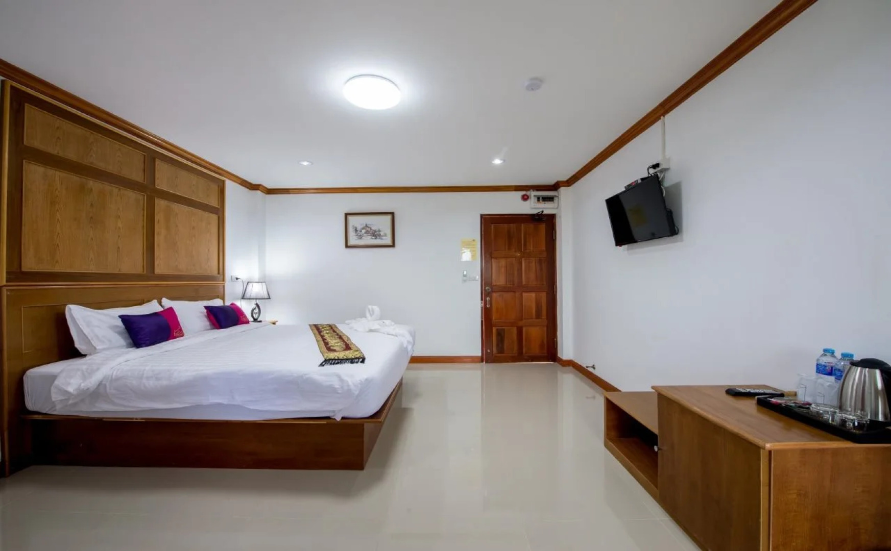 Thatphanom View Hotel