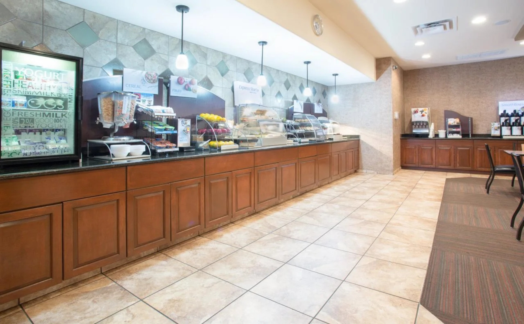 Holiday Inn Express & Suites Pueblo North by IHG