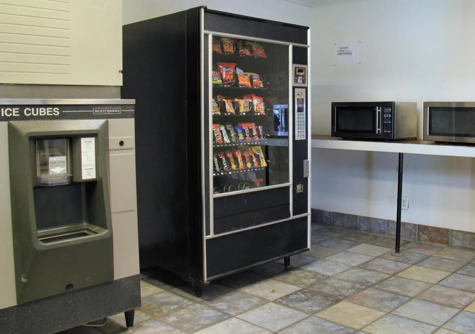 Motel 6 Enfield, CT - Hartford