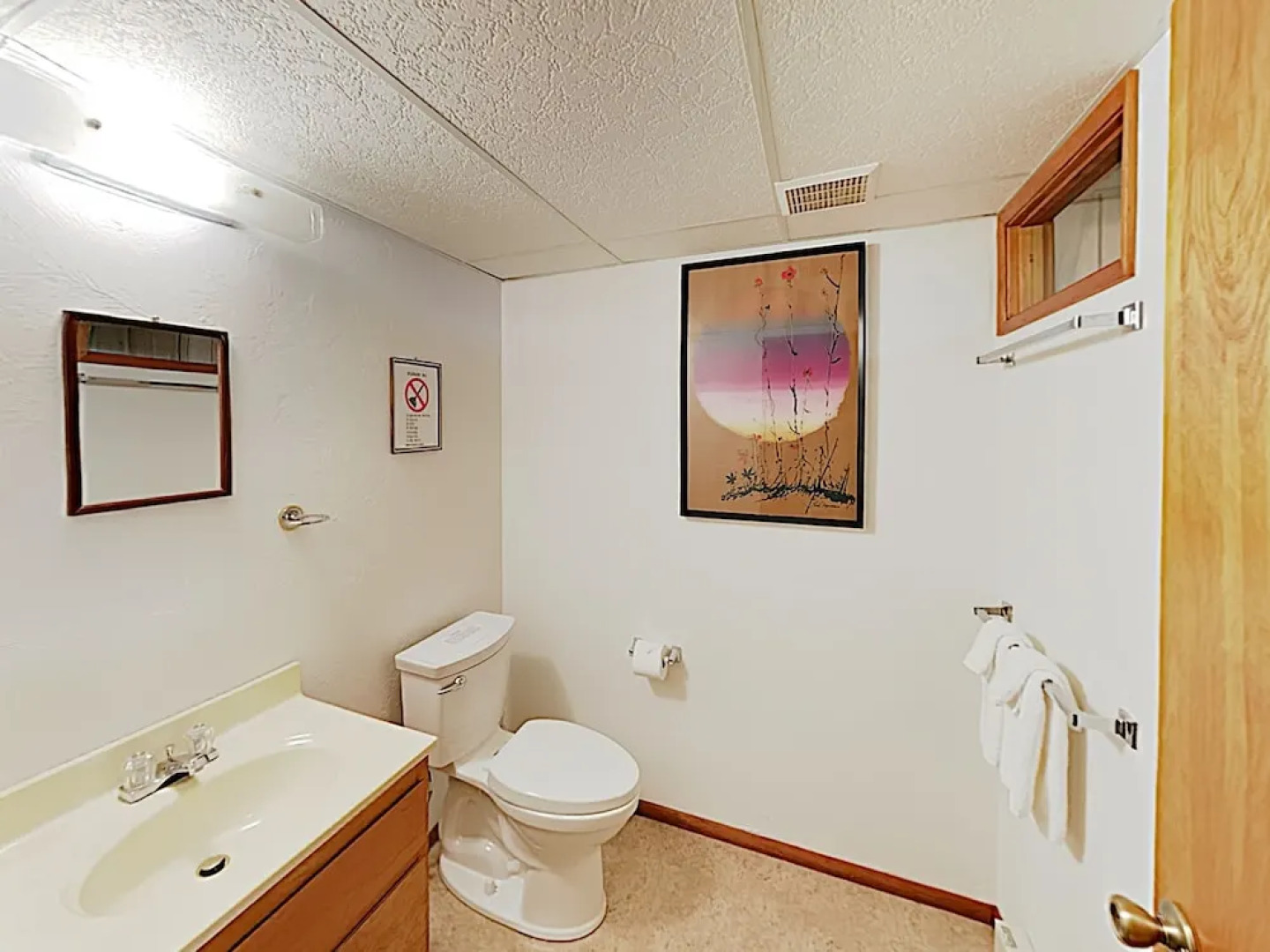 New Listing! Martys Lakehouse W/ Boat Dock 3 Bedroom Home