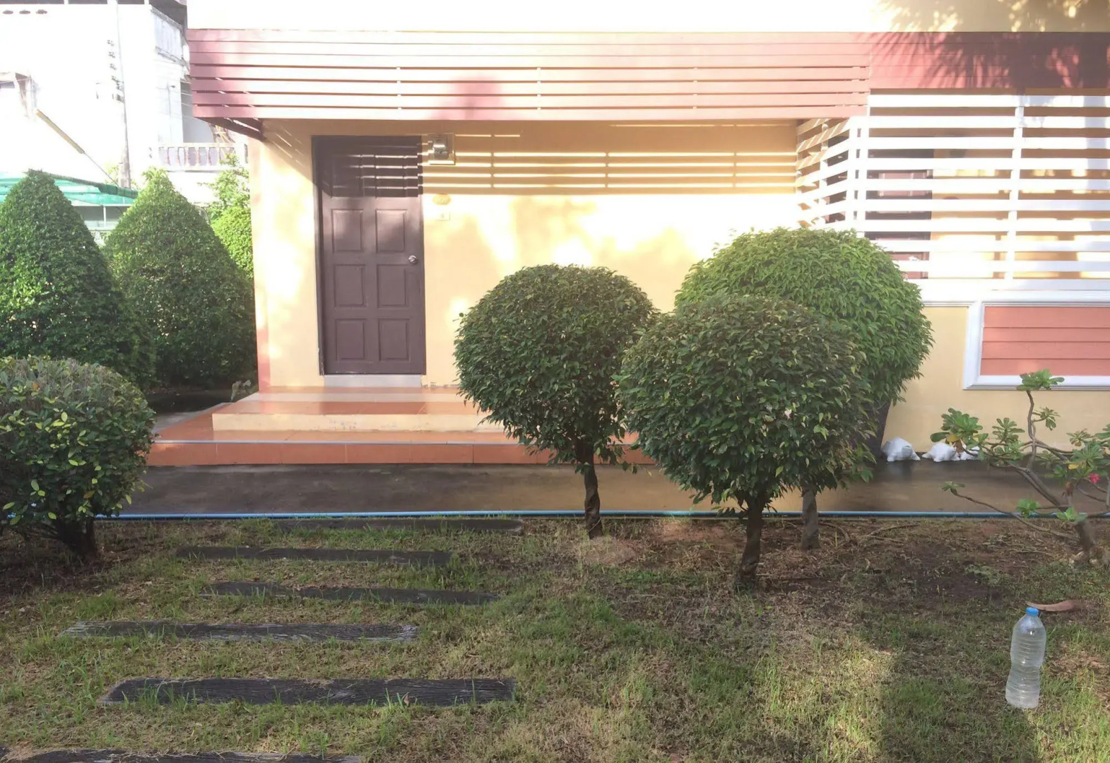 Phrom Phring Place Service Apartment