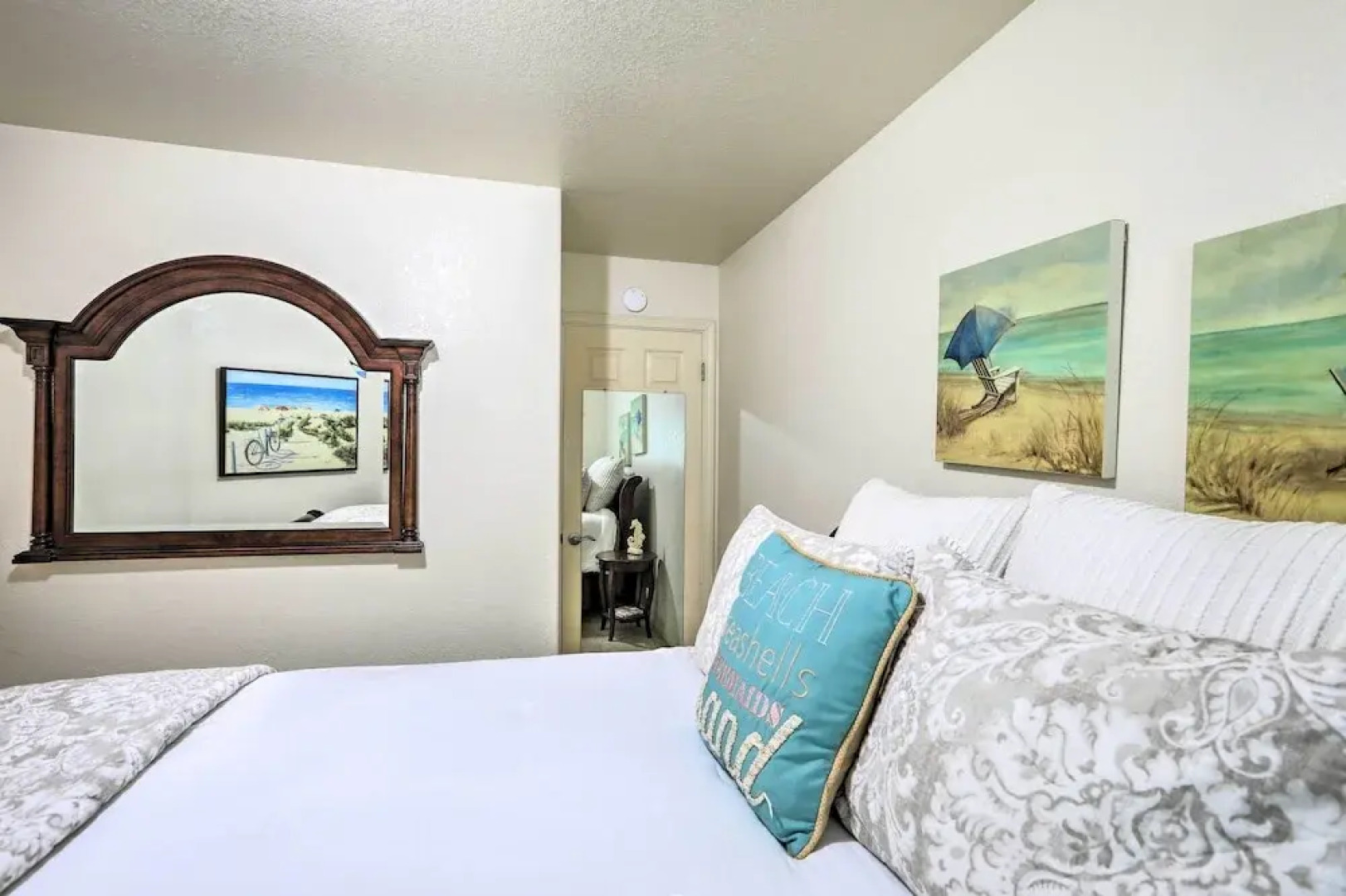 Ideally Located Ocean Escape Near Beach & Wineries