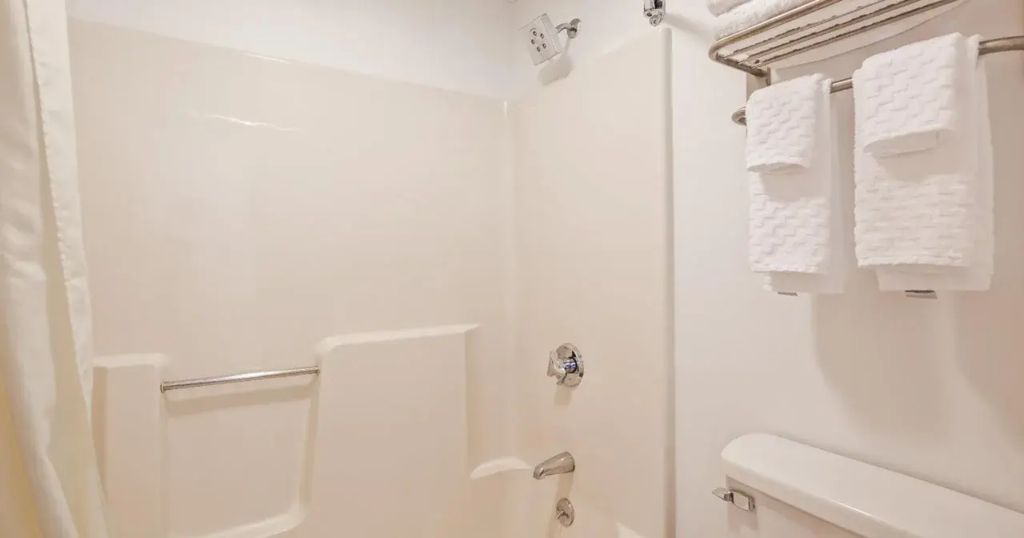 Hotel by Best Western Presque Isle