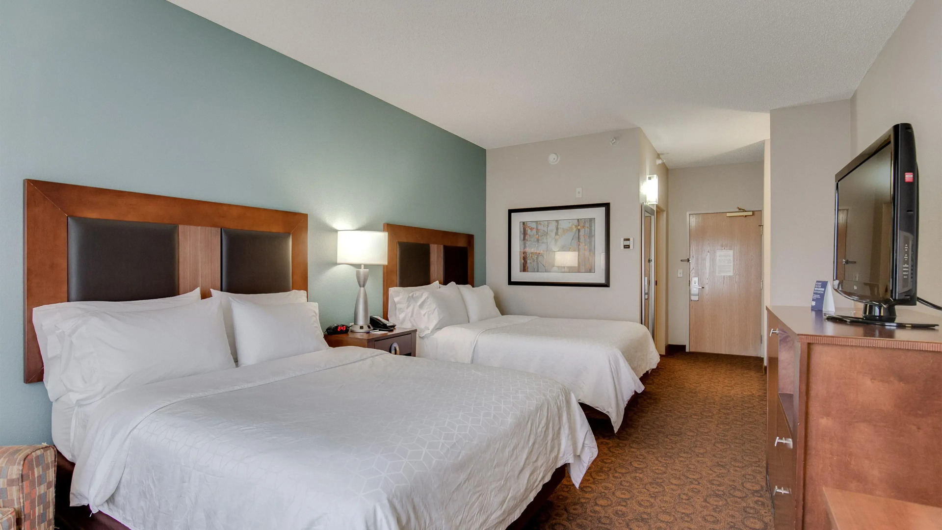 Holiday Inn Express Hotel & Suites St. Cloud by IHG