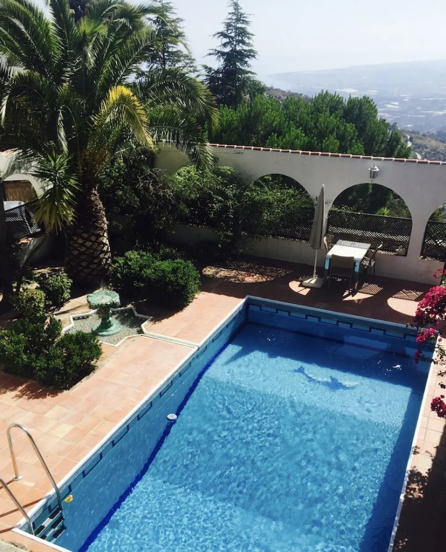 House With 3 Bedrooms in Sayalonga, With Wonderful sea View, Private P