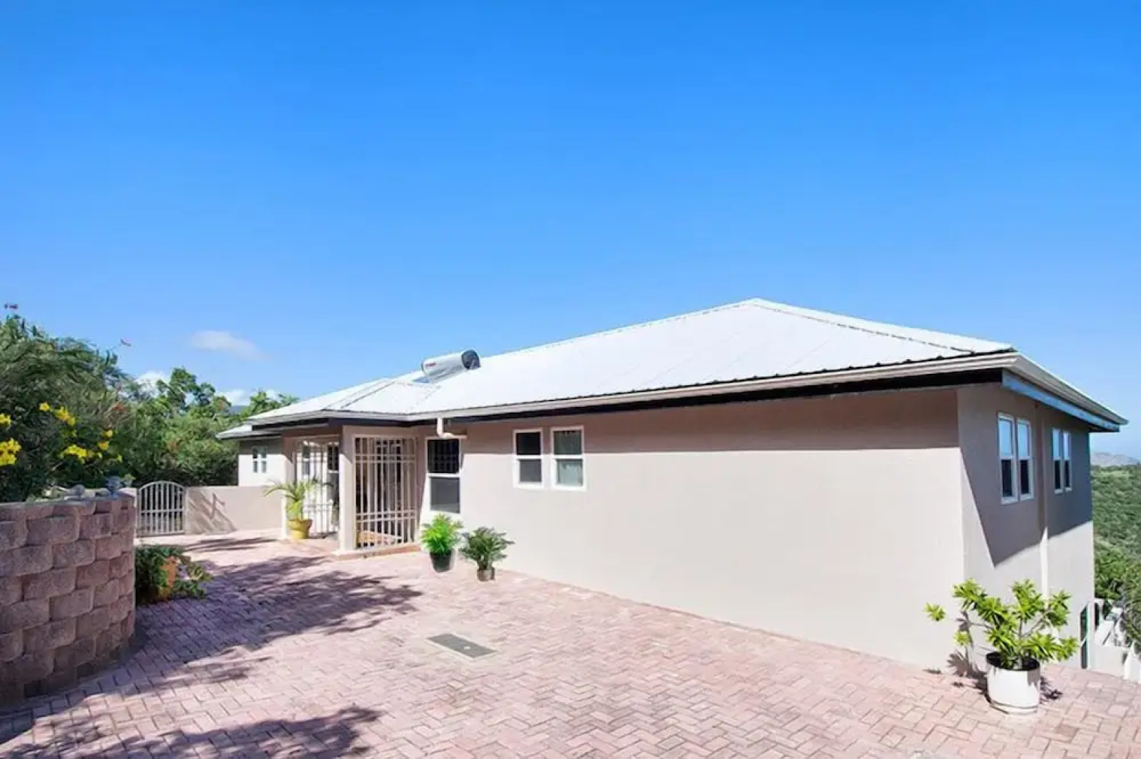 Arcadia by Island Properties Online