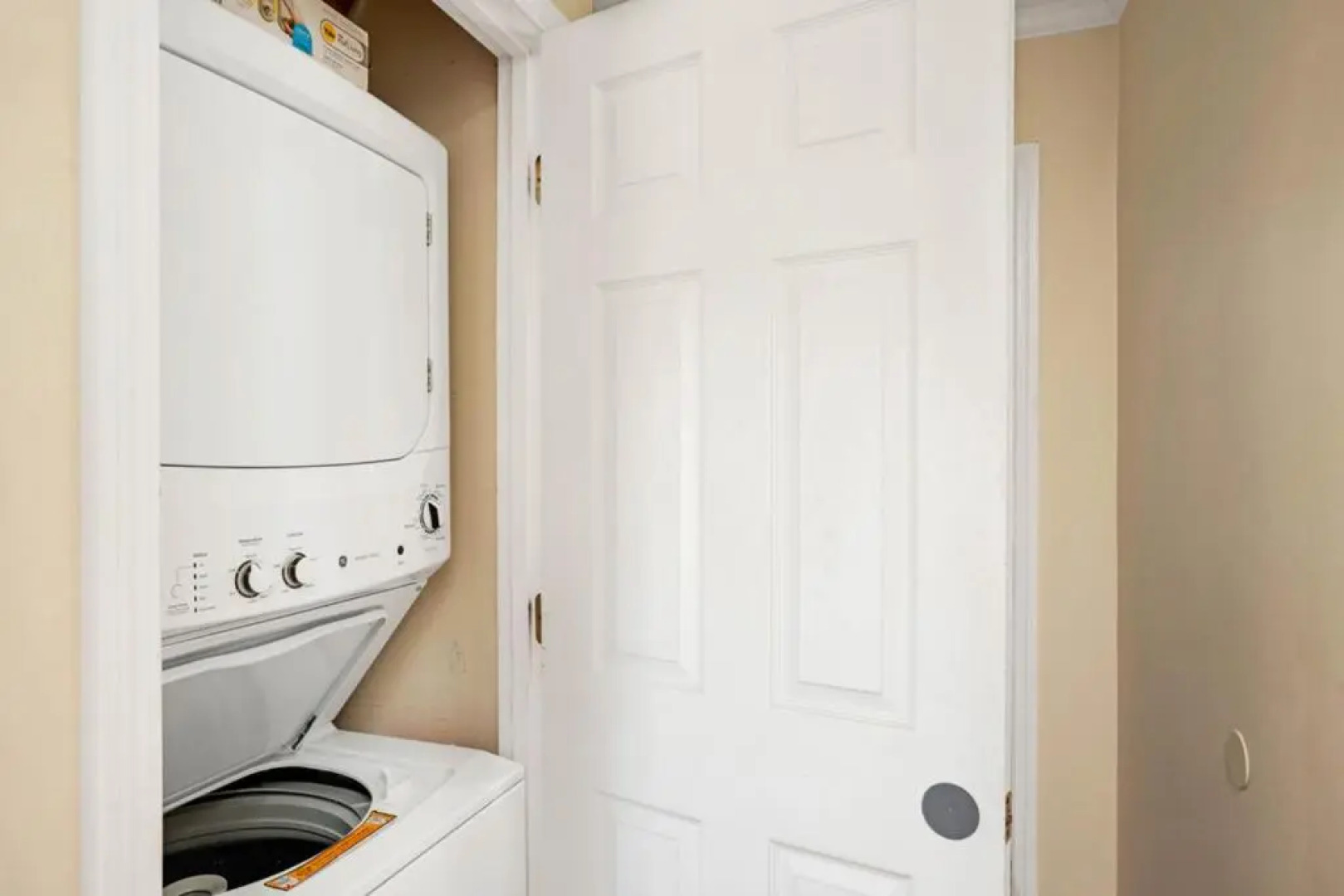 The Hideaway by Oak Island Accommodations