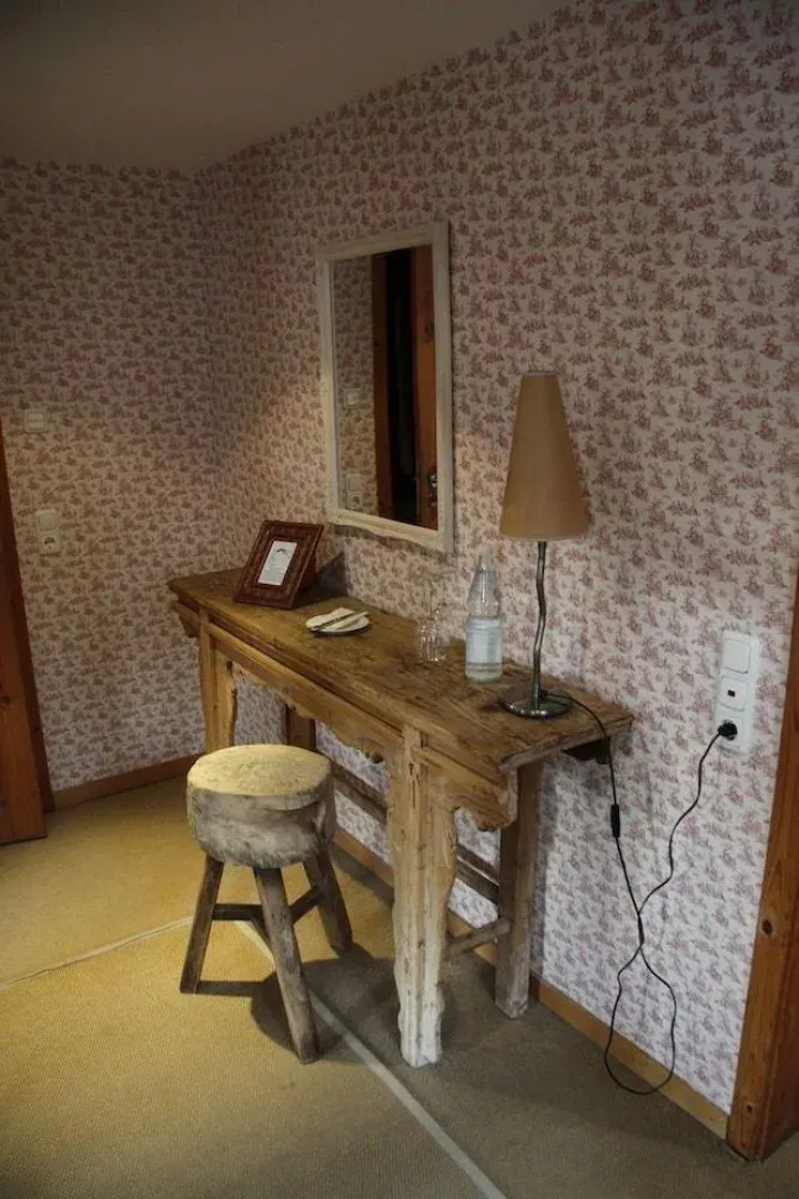 Zur Ewigen Lampe at Hemingway Trail