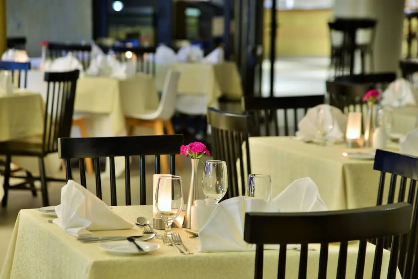 Mantis EPIC Hotel & Suites