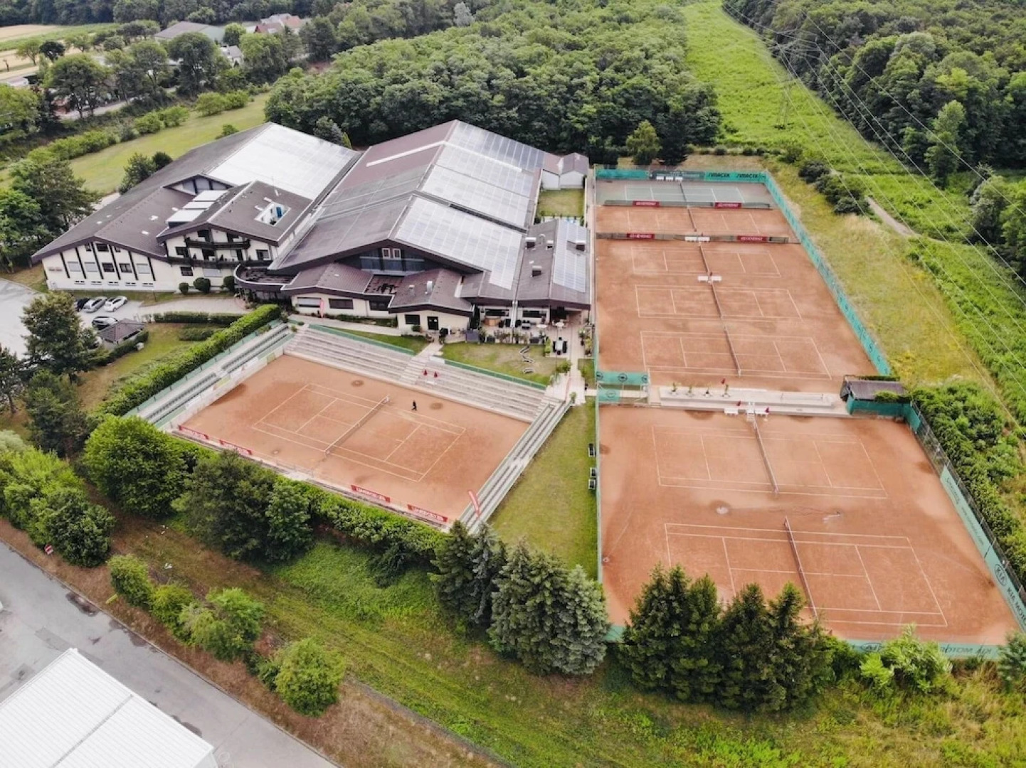 Tennis- und Freizeitzentrum Neudörfl