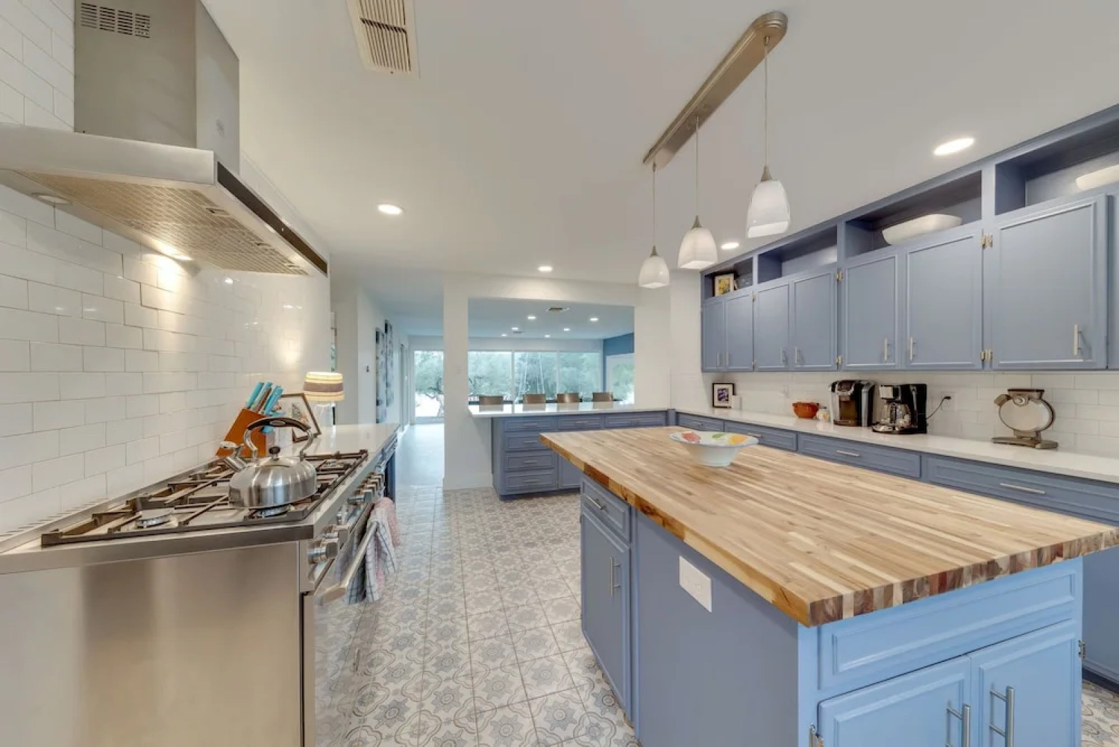 Beach House 2 on Lake LBJ - Sleeps 24