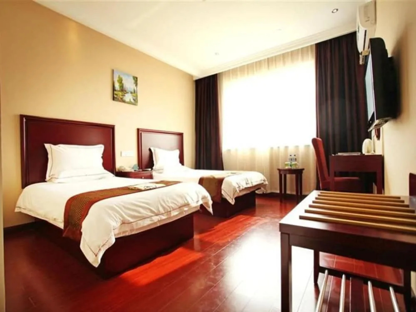 GreenTree Inn Shangqiu Guide Road Express Hotel