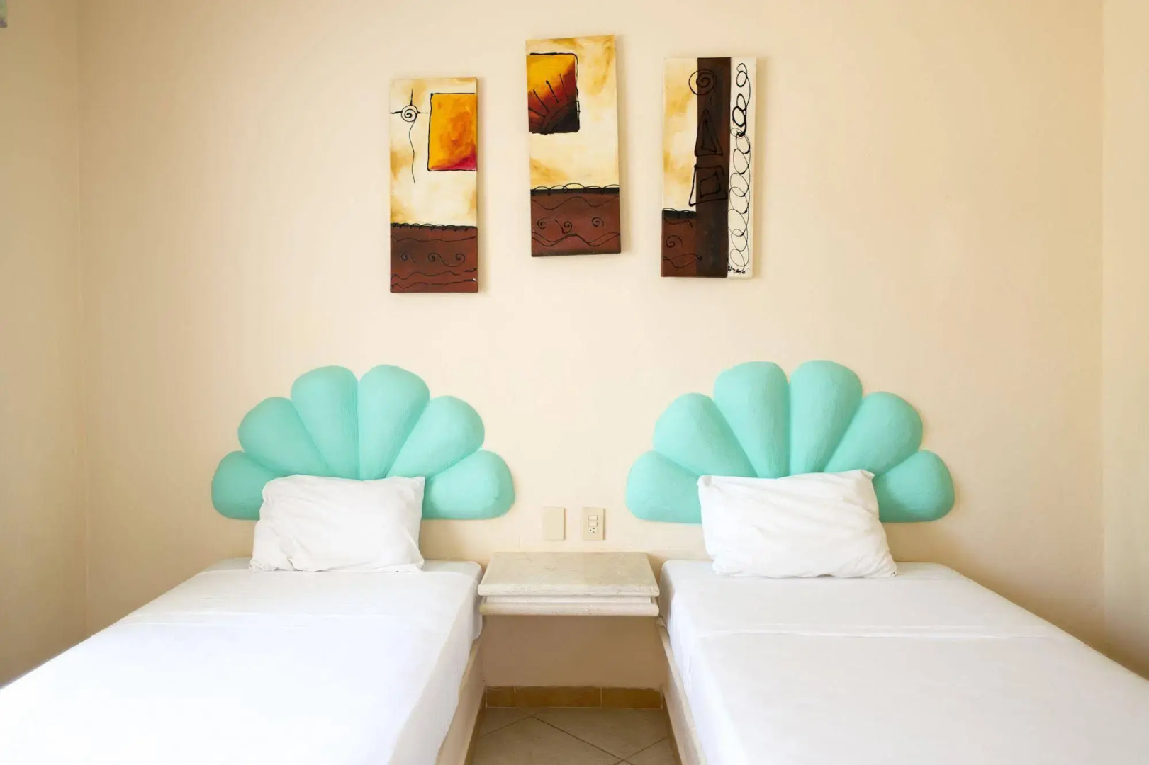 Maya Del Centro - Adults Only