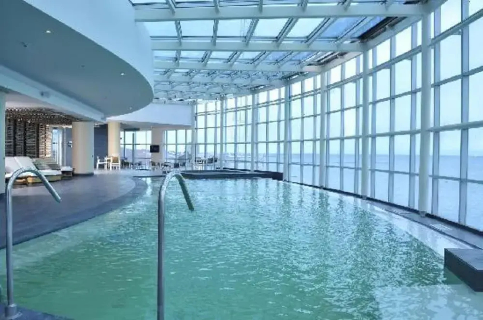 Hotel Dreams del Estrecho